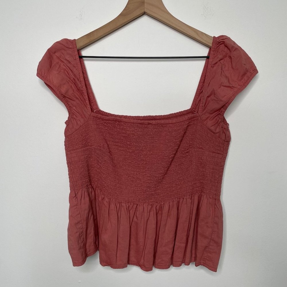 Abercrombie & Fitch Pink Smocked Cropped Top Size Large
